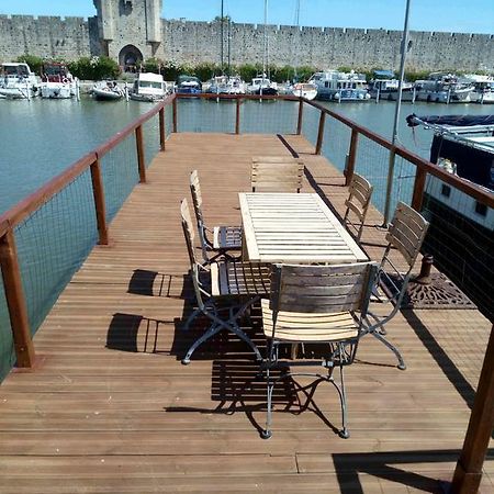 Péniche Poompui Hotel Aigues-Mortes Esterno foto